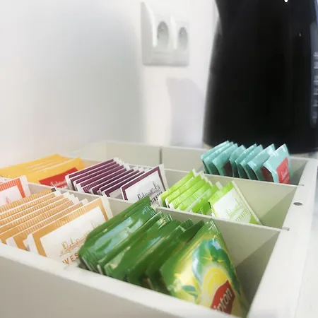 5 Lits, Equipe, Wifi, Netflix * Vaulx-en-Velin