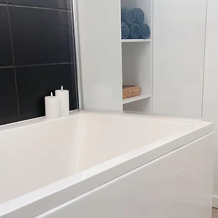 5 Lits, Equipe, Wifi, Netflix Apartment